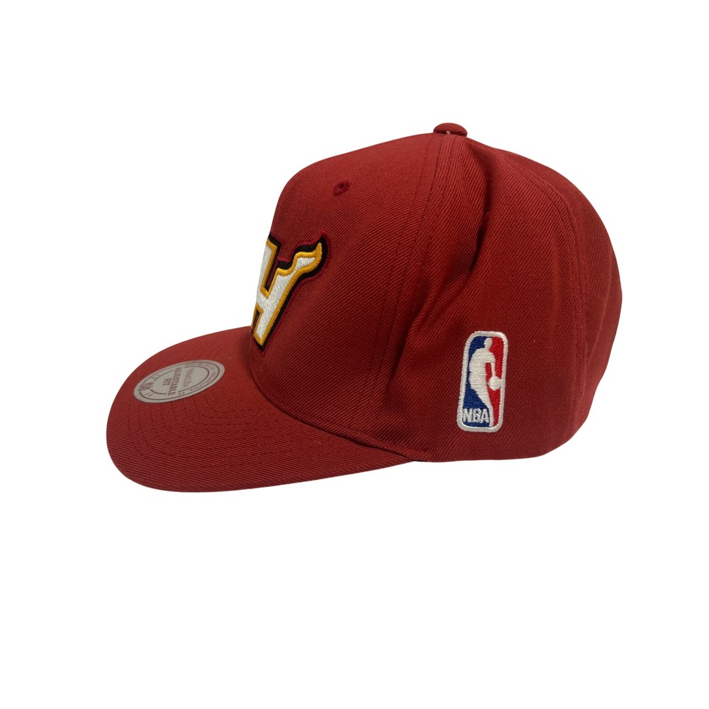 Mitchell and‎ Ness Miami Heat NBA Logo Snapback Hat Red Adjustable